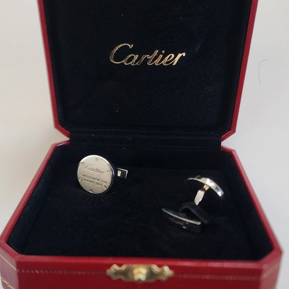 Cartier Authentic water resistant in palladium finish sterling silver cufflinks - Picture 1 of 8